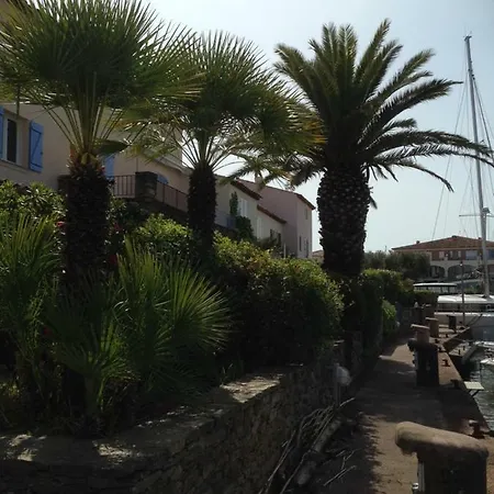 Loumae Holiday home Cogolin